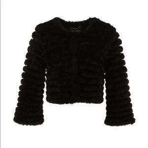 BCBG CROPPED FAUX FUR JACKET